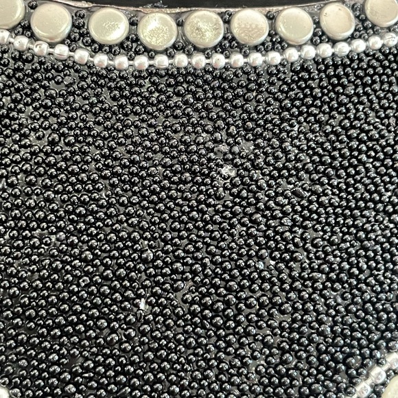 NEW RAMLA Heart Shaped Hardbody Clutch Crossbody Bag Black Silver Gold 6x8 - Picture 12 of 13